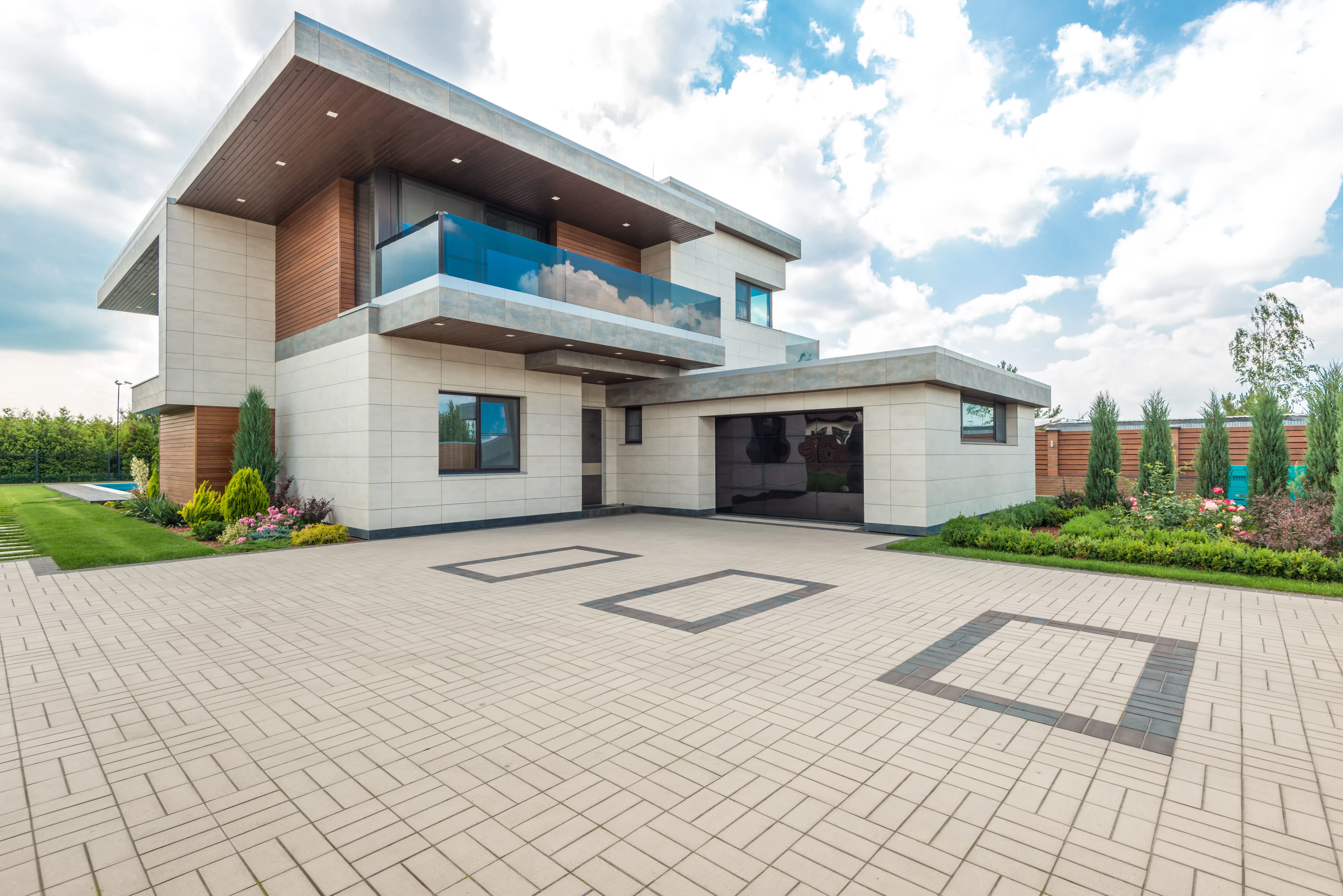 Residential garage door in Howell